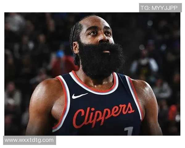 2015年NBA常规赛勇士与快船激战回顾:巅峰对决的精彩瞬间与战术分析 2015年NBA常规赛勇士与快船激战回顾:巅峰对决的精彩瞬间与战术分析