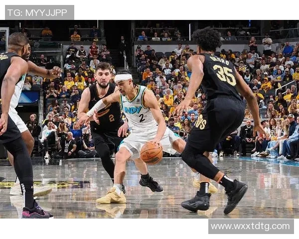 印第安步行者与克利夫兰骑士队员的精彩对决分析与球员表现评估 印第安步行者与克利夫兰骑士队员的精彩对决分析与球员表现评估