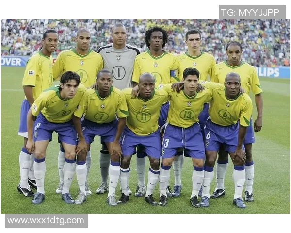 马拉多纳与普拉蒂尼的传奇对决足球历史上的巅峰之战